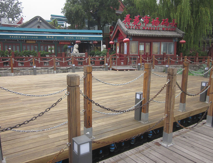 北京荷花市場浮動(dòng)碼頭